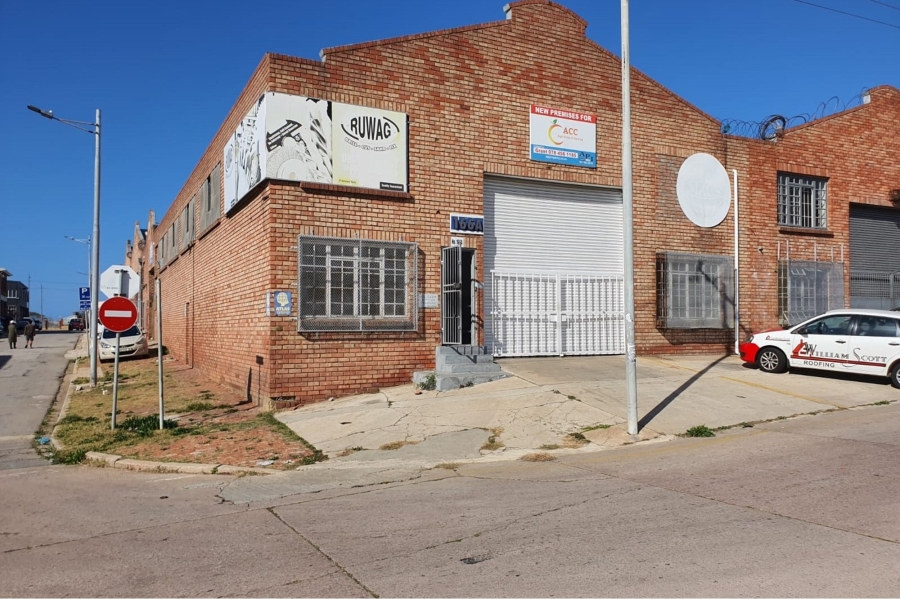 To Let commercial Property for Rent in Sidwell Eastern Cape